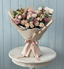 Букет цветов из:  Розы и Лизиантусы в Лузино