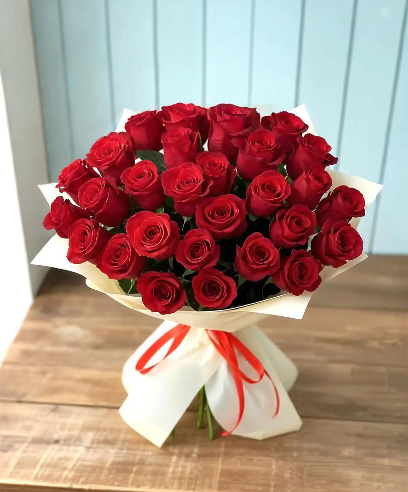 Букет 29 Красных роз в Лузино