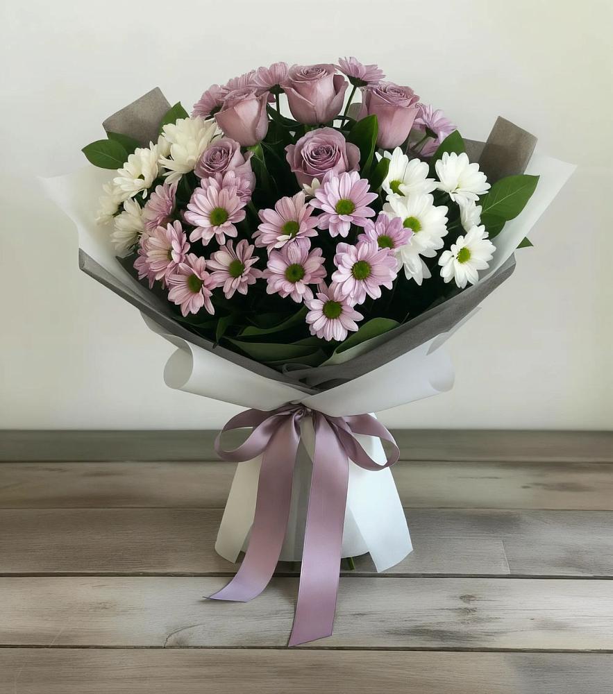 Букет цветов из: Хризантемы и Розы в Лузино