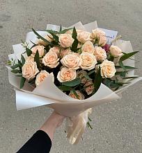 Букет Кремовые розы Латте в Лузино