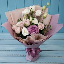 Букет цветов из:  Розы и Лизиантусы в Лузино