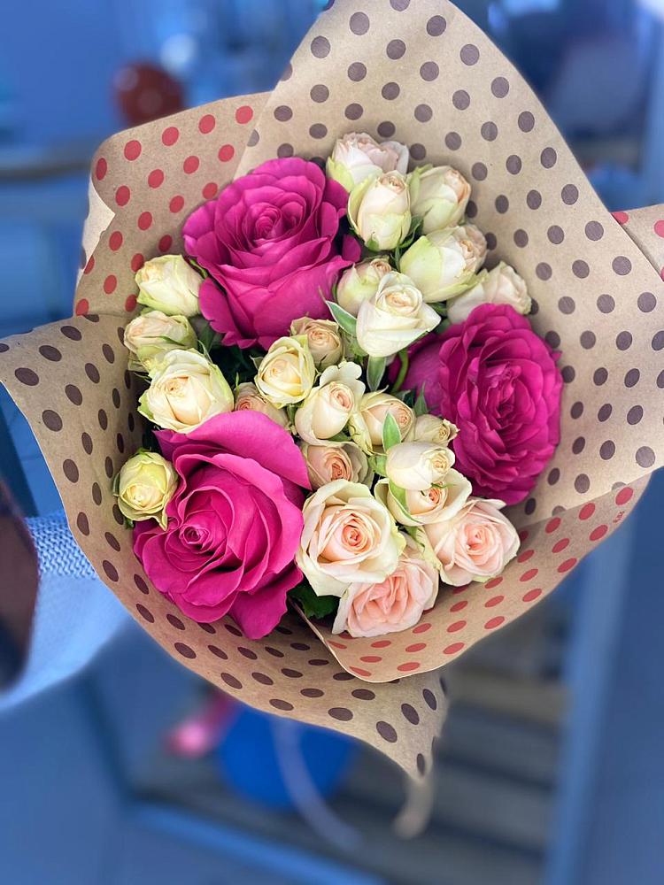 Букет цветов из: Розы в Лузино