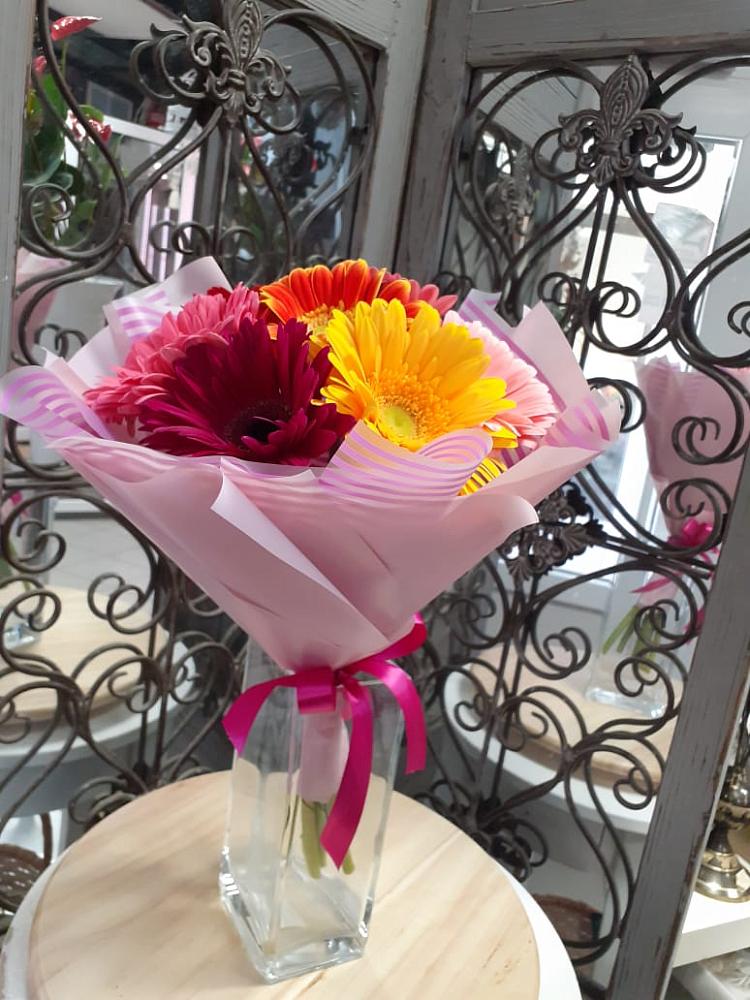 Букет цветов из: Герберы в Лузино