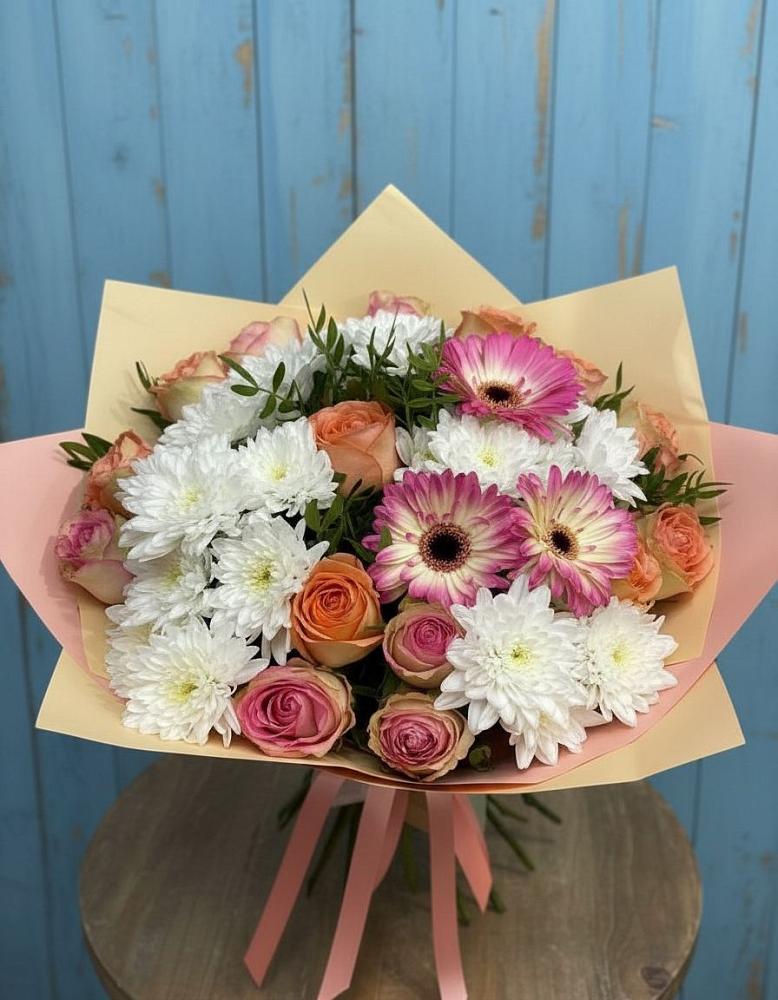 Букет цветов из: Розы, Герберы и Хризантемы в Лузино