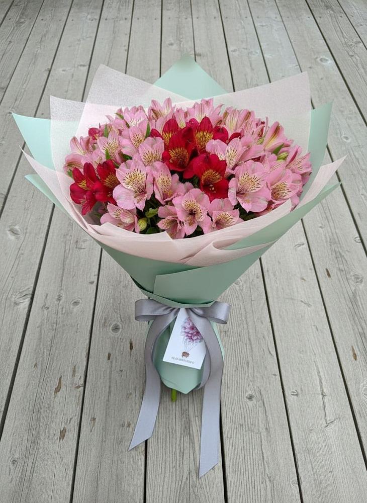 Букет цветов из: Альстромерии в Лузино