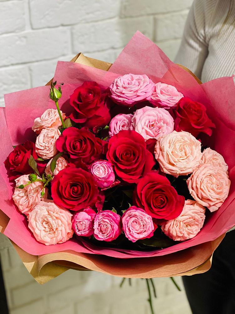 Букет цветов из: Розы в Лузино