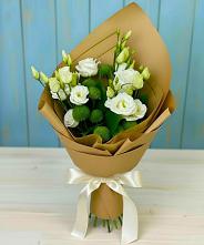 Букет цветов из:  Хризантемы и Лизиантусы #REPLACE_PRED# Лузино