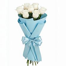 Букет 7 белых роз Проуд в Лузино