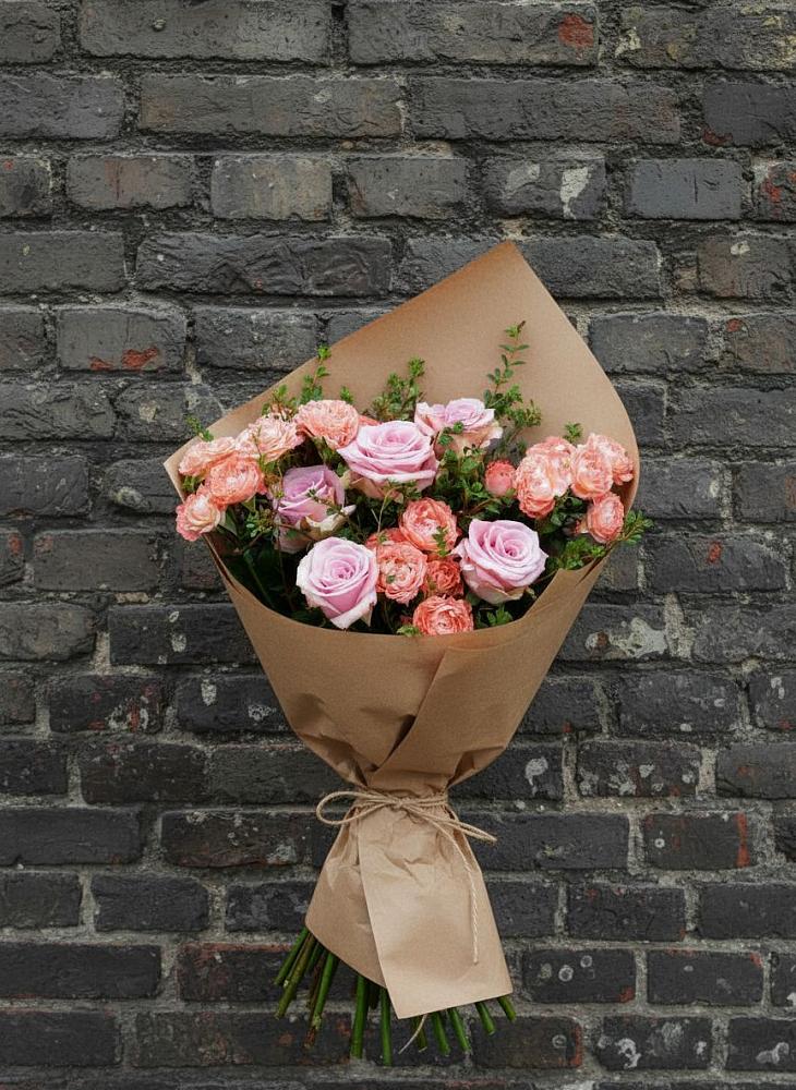 Букет цветов из: Розы в Лузино