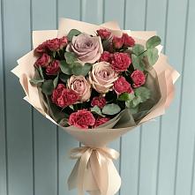 Букет цветов из:  Гвоздики и Розы в Лузино